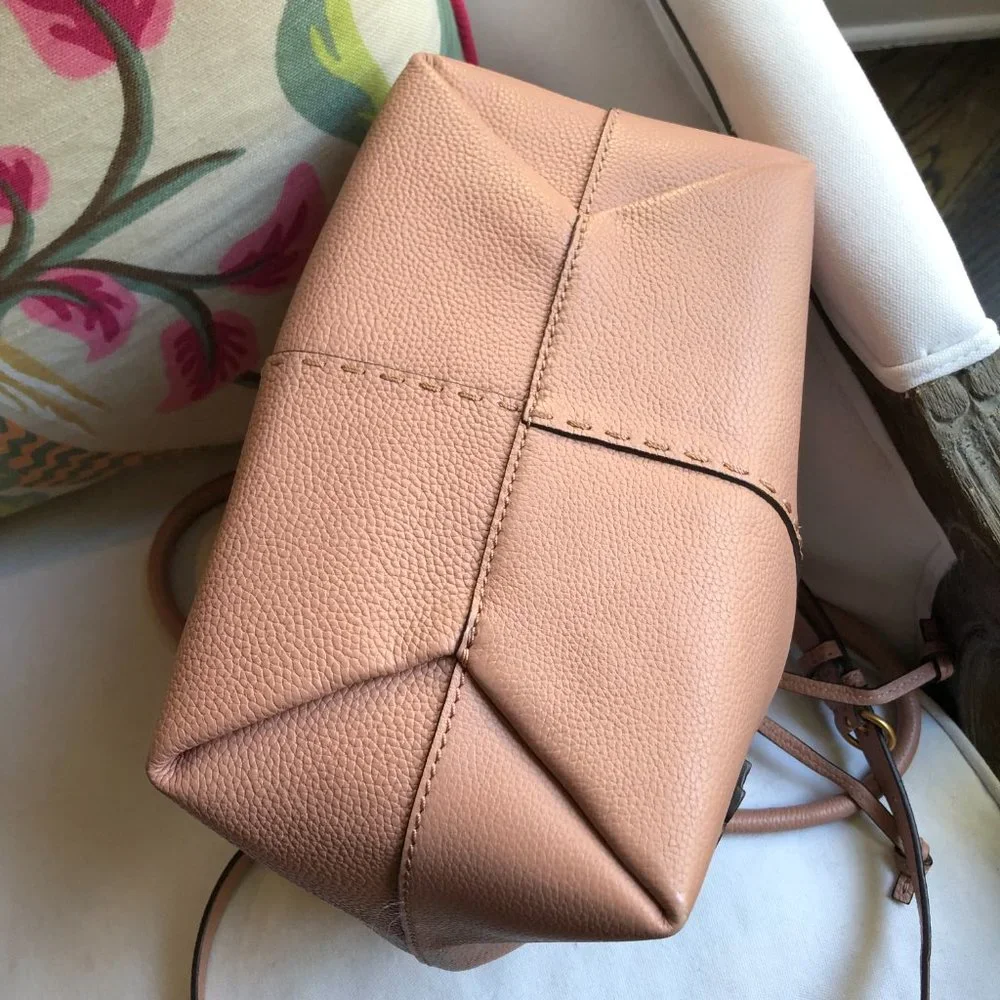 💗 Tory Burch McGraw Small Drawstring Satchel in Medowsweet